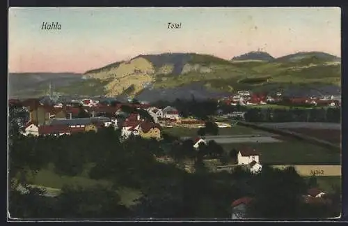 AK Kahla / Thür., Totalansicht mit Bergpanorama aus der Vogelschau