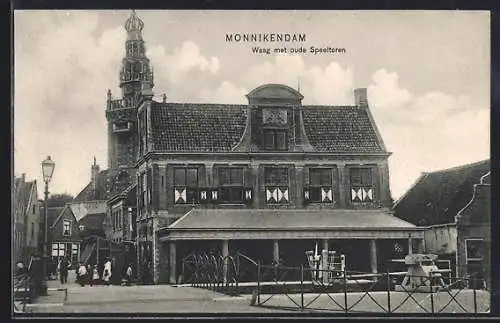 AK Monnikendam, Waag met oude Speeltoren