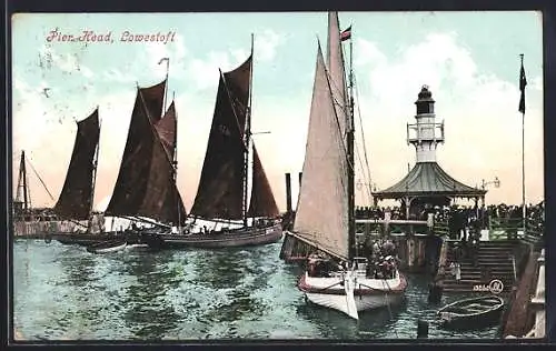 AK Lowestoft, Pier Head