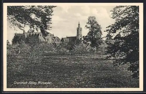 AK Worcester, Stanbrook Abbey, Teilansicht mit Gartenpartie