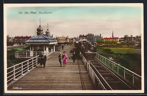 AK Southport, On the Pier