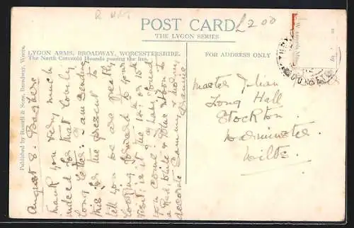 AK Broadway, North Cotswold Hounds Passing Lygon Arms