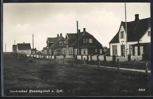 AK Wenningstedt, Ortspartie mit Wohnhäusern