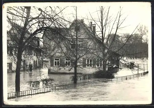 Foto-AK Waiblingen, Hochwasser im Waldmühleweg in der Weingärtner Vorstadt