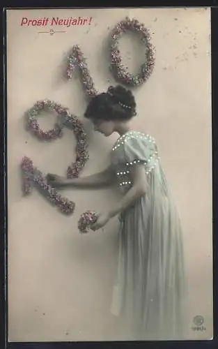 AK Prosit Neujahr 1910, Frau mit Jahreszahl aus Blumen