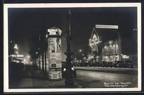 AK Berlin-Charlottenburg, bei Nacht, Litfasssäule in der Hardenbergstrasse