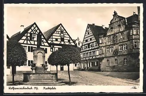 AK Wolframseschenbach / Mfr., Denkmal am Marktplatz