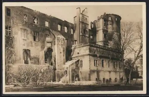 AK Stuttgart, Brand im alten Schloss 1931