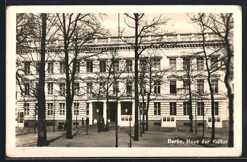 AK Berlin, Haus der Kultur der Sowjetunion (Palais am Festungsgraben)