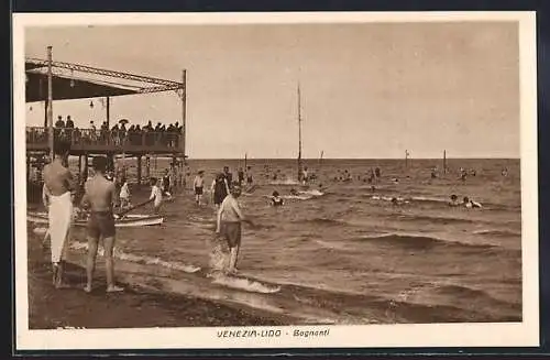 AK Venezia-Lido, Bagnanti