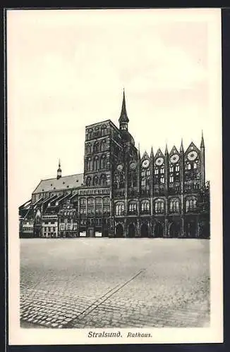 AK Stralsund, Blick zum Rathaus