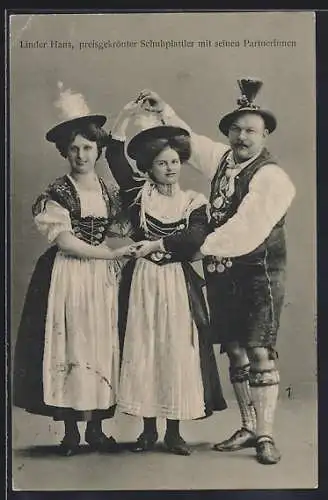 AK Linder Hans, preisgekrönter Schuhplattler mit seinen Partnerinnen