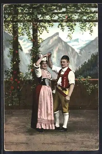 AK Paar in Tracht beim Volkstanz