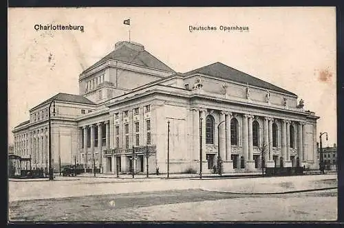 AK Berlin-Charlottenburg, Strassenpartie am Deutschen Opernhaus