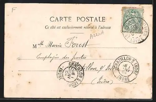 AK St.-Flovier, Rue du Commerce animée avec passants et bâtiments historiques