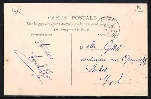 AK St-Flovier, Rue de Loches animée avec chevaux et passants