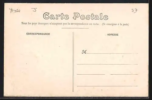 AK Saint-Paterne, Rue animée avec habitants et bâtiments historiques