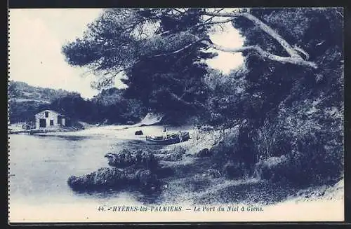 AK Hyères-les-Palmiers, Le Port du Niel à Giens