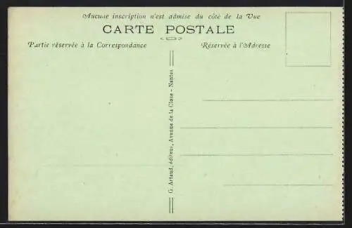 AK Hyères, Place Saint-Paul, À gauche, la Crèche