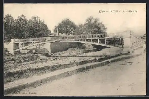 AK Pertuis, La Passerelle