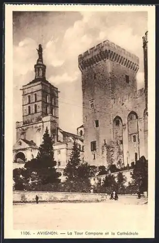 AK Avignon, La Tour Campane et la Cathédrale