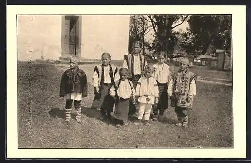 AK Huculské deti, Tschechische Kinder im Garten