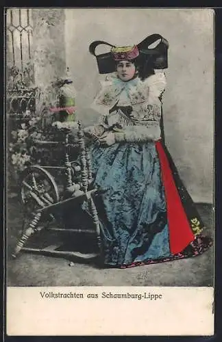 AK Dame in Schaumburg-Lippescher Tracht am Spinnrad