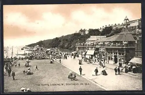 AK Southend-on-Sea, The Cliffs, Looking W.