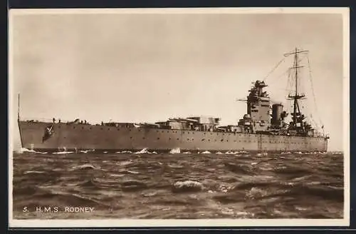 AK HMS Rodney auf See