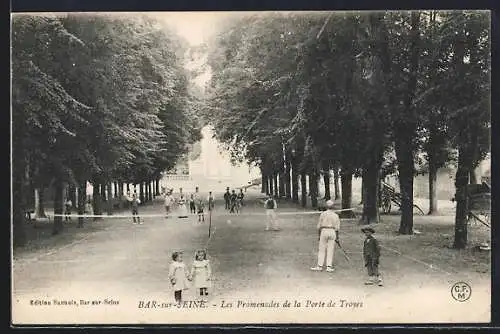 AK Bar-sur-Seine, Les Promenades de la Porte de Troyes