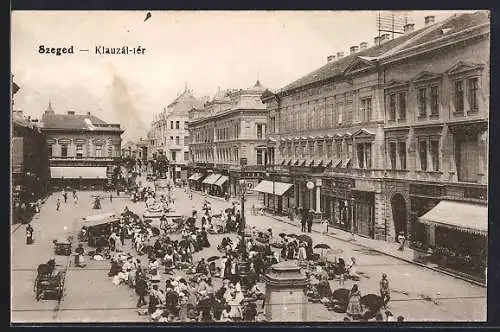 AK Szeged, Klauzál-tér mit Leuten