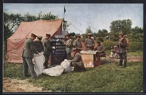 AK Soldaten bei der verteilung der Feldpost
