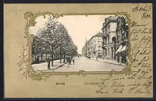 AK Mainz, Kaiserstrasse mit Passanten im Passepartout