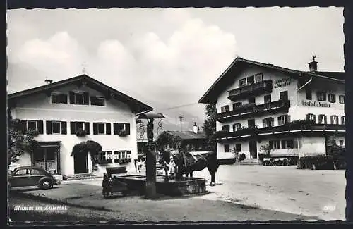 AK Stumm im Zillertal, Gasthof z. Nester mit Brunnen