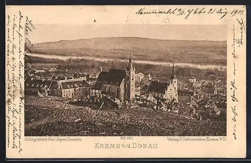 AK Krems a. d. Donau, Ortspartie mit Kirche