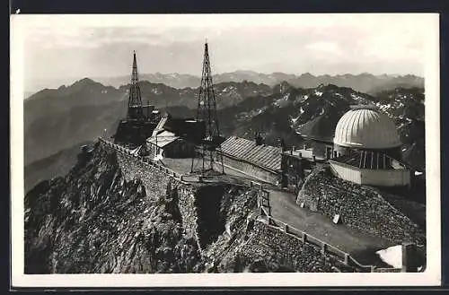 AK Pic-du-Midi de Bigorre, L`Observatoire