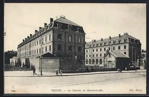 AK Troyes, La Caserne de Beurnonville