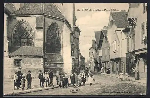 AK Troyes, Eglise et Place St-Nizier