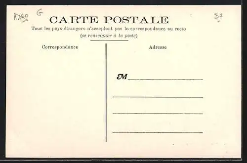 AK St-Paterne, La Place avec des enfants jouant et des bâtiments anciens