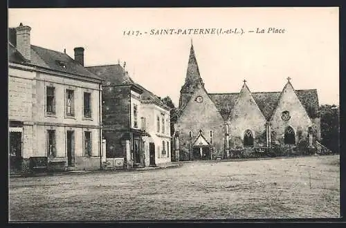 AK Saint-Paterne, La Place avec église et bâtiments adjacents
