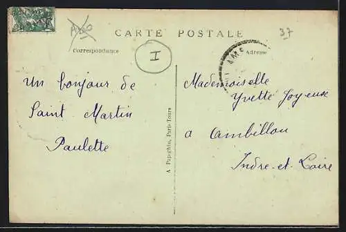AK Saint-Martin-le-Beau, La Mairie avec des habitants devant le bâtiment