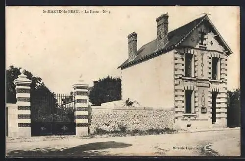 AK Saint-Martin-le-Beau, La Poste et son portail imposant