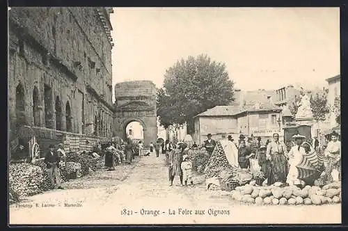AK Orange, La Foire aux Oignons devant l`Arc de Triomphe