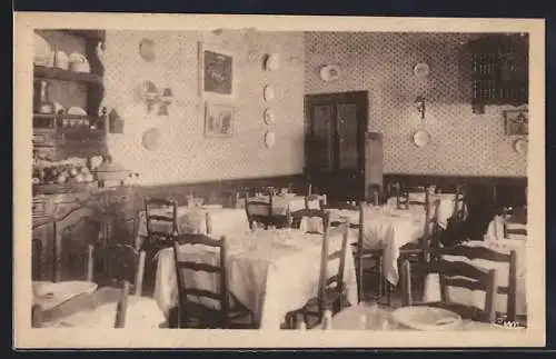 AK Orange, Intérieur du Hôtel-Restaurant « Provencal »