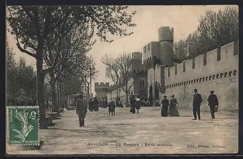 AK Avignon, Les Remparts, Partie restaurée