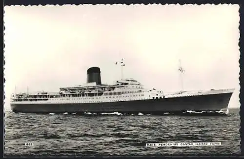 AK Passagierschiff R.M.S. Pendennis Castle auf hoher See