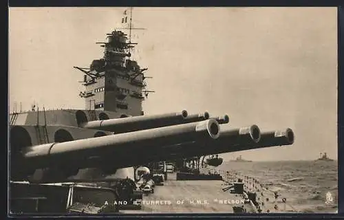 AK Kriegsschiff, H. M. S. Nelson, A and B Turrets, Blick aufs Meer