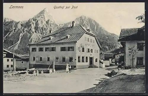 AK Lermoos, Gasthof Zur Post mit Alpen
