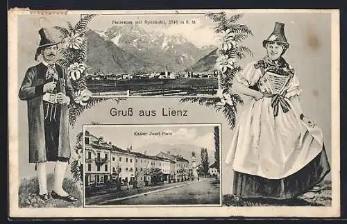 AK Lienz, Kaiser Josef-Platz, Panorama mit Spitzkofel, Mann und Frau in Tracht, Passepartout