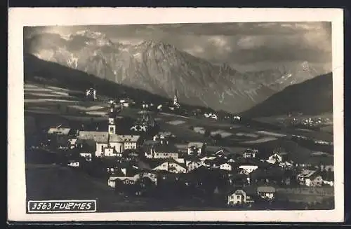 AK Fulpmes, Ortsansicht mit Bergpanorama